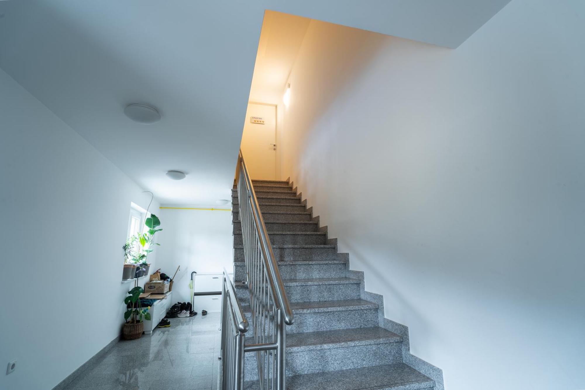 Pr Anzico Apartment ครานสกา โกรา ภายนอก รูปภาพ